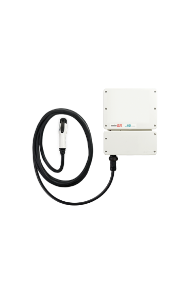 Image de l'onduleur de charge EV SolarEdge avec le câble de charge attaché